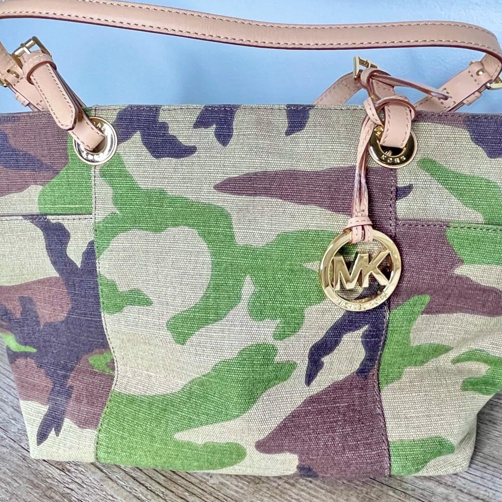Michael Kors Camo Tote with Leather Straps, Green (NWT).